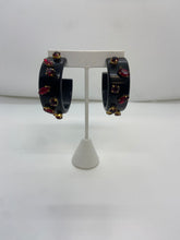 Load image into Gallery viewer, Flat Hoops with Stones
