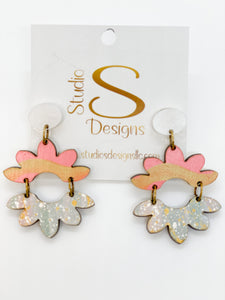 Mia Earrings-Pearl Pink Gold Blue