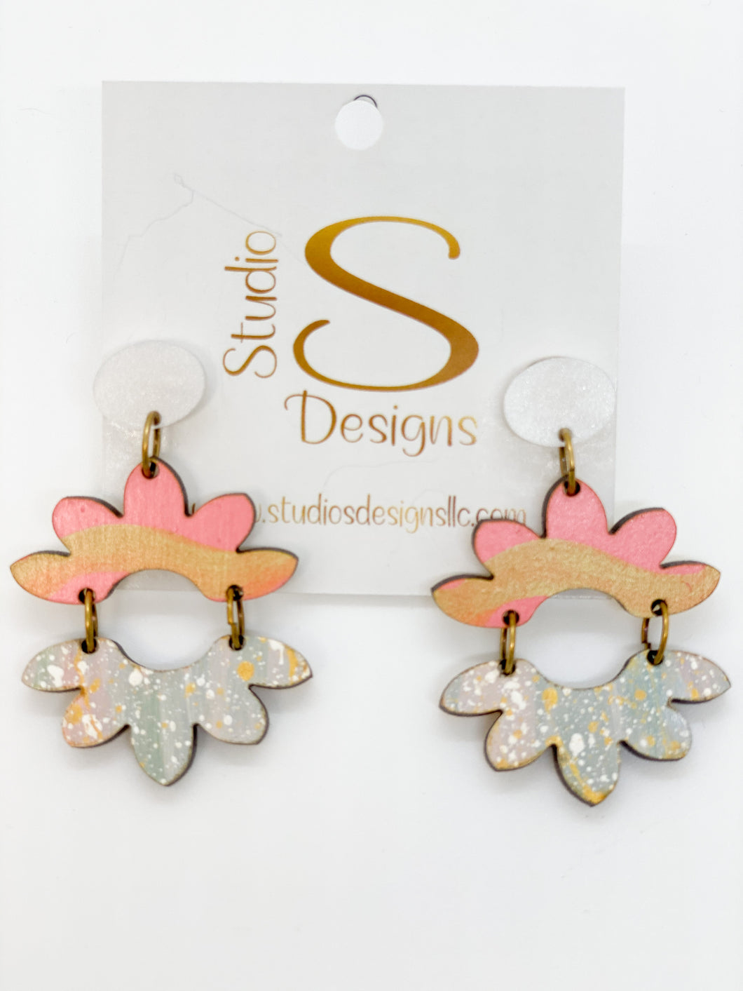 Mia Earrings-Pearl Pink Gold Blue