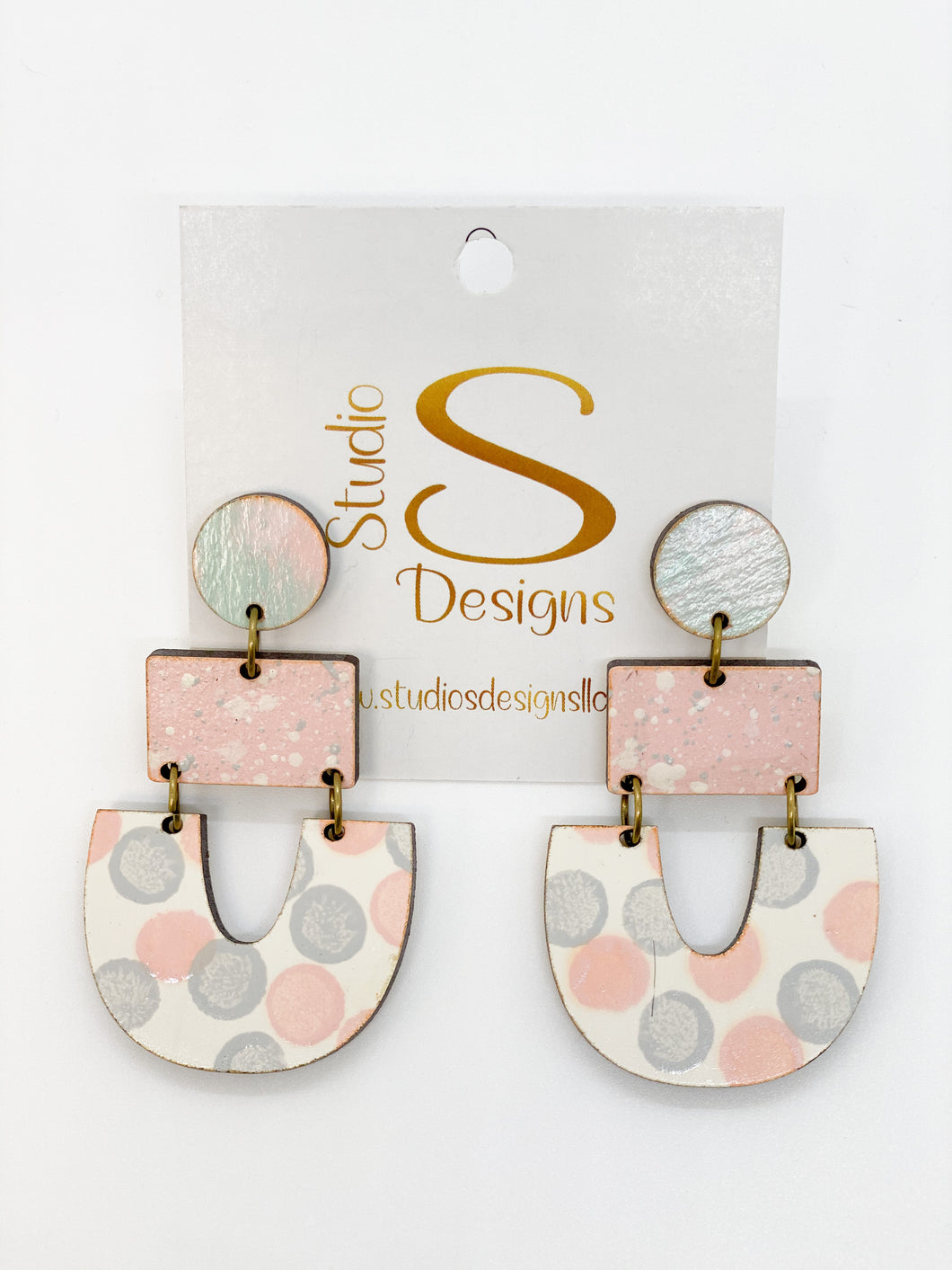 Berkley Earrings-Pink Cream Gray